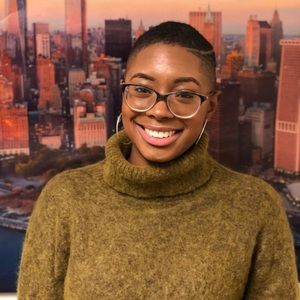 Meet your Posher, Amelia